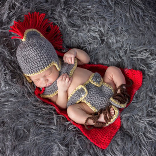 Handgefertigte gehäkelte Neuge – Baby Clothing Designer Bewertung und Preis